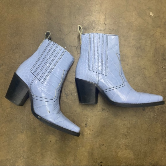 Ganni croc embossed leather ankle boots - Picture 5 of 7